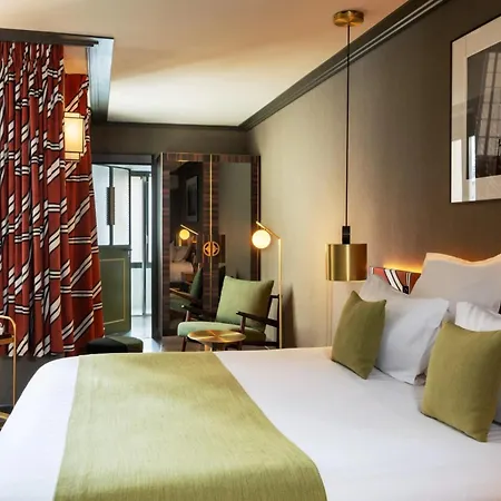 Aoriste & 4* Paris