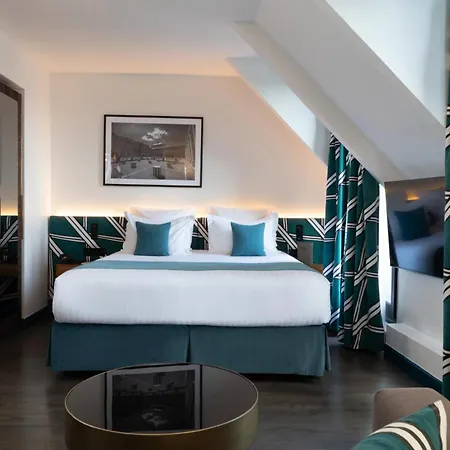 Aoriste & Hotell Paris