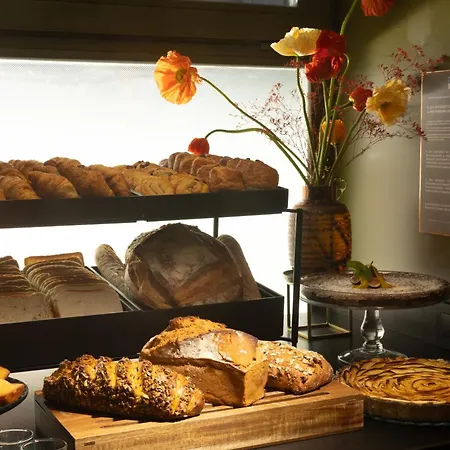Hotell Aoriste & Paris
