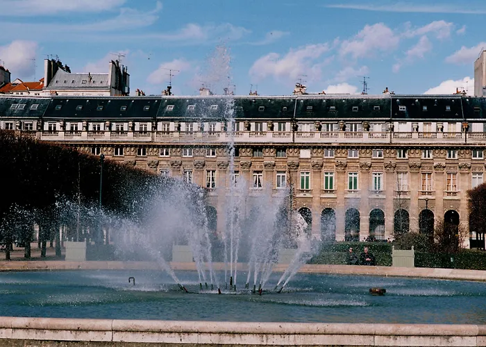 Hotel Aoriste & 4*