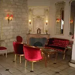 Aoriste & فندق باريس