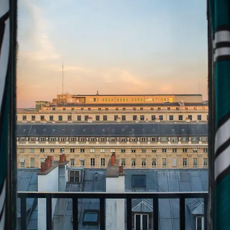 Louvre Piemont Hotel Paris