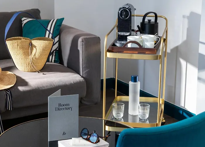 Aoriste & Отель 4*