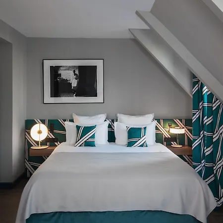 Aoriste & Hotel Paris