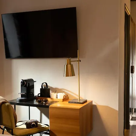 Hotel Aoriste & Paris