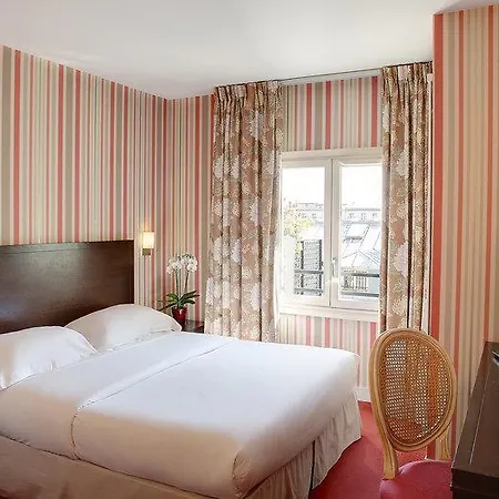 Aoriste & 4* Paris
