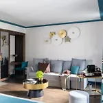 فندق Aoriste & 4*